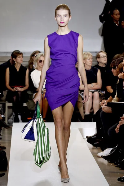Look 35